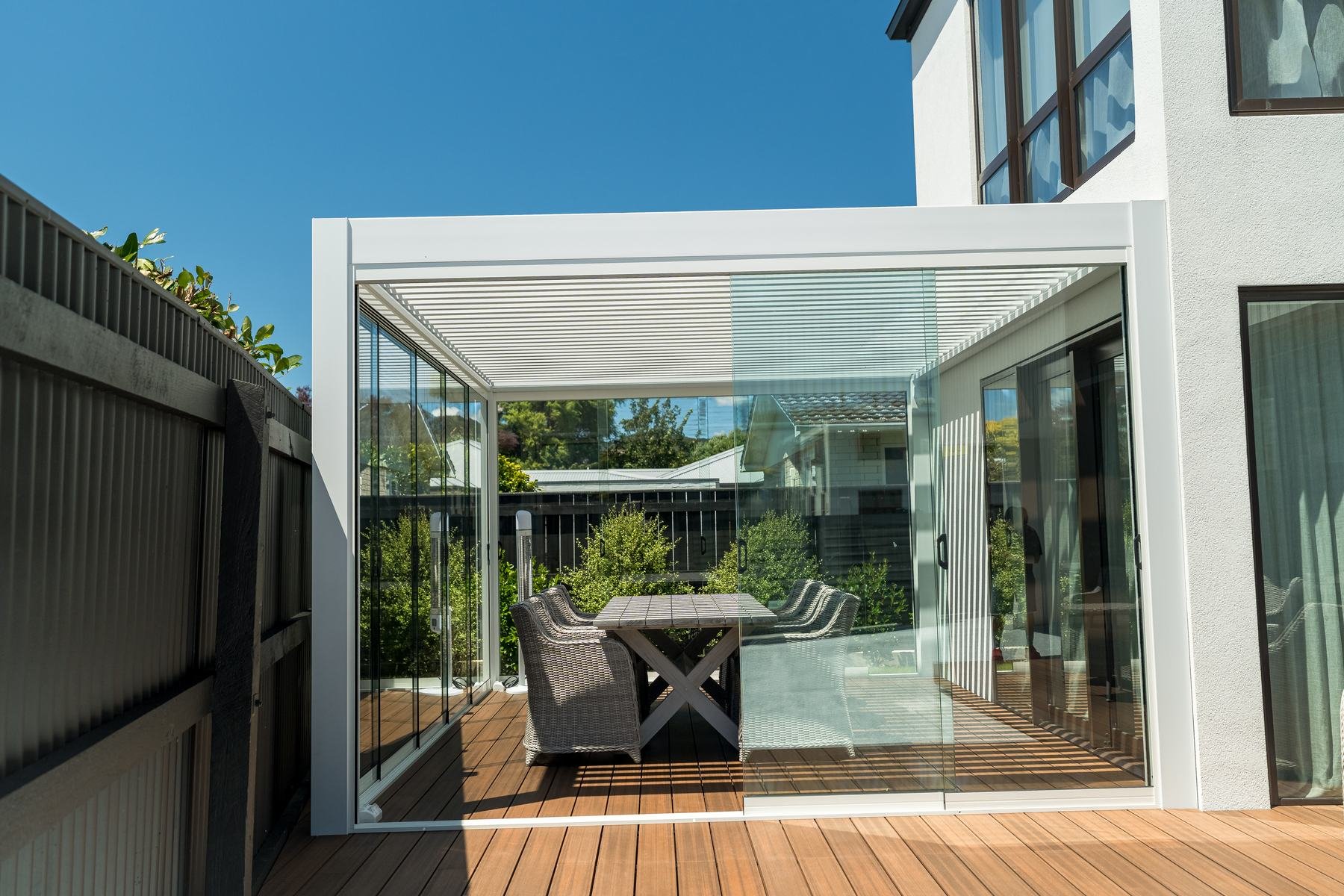 Manual vs Automatic Louvre Roof: Is the Upgrade Worth It?