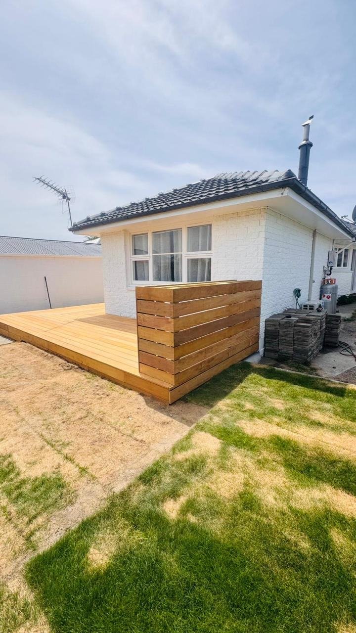 Combining a Deck With a Canopy: What to Know First